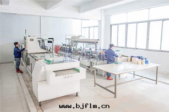 蝕刻(kè)加工清(qīng)洗顯影車間(jiān)